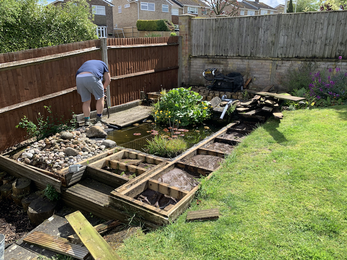 pond-renovation-with-sleepers-in-hungerford-01